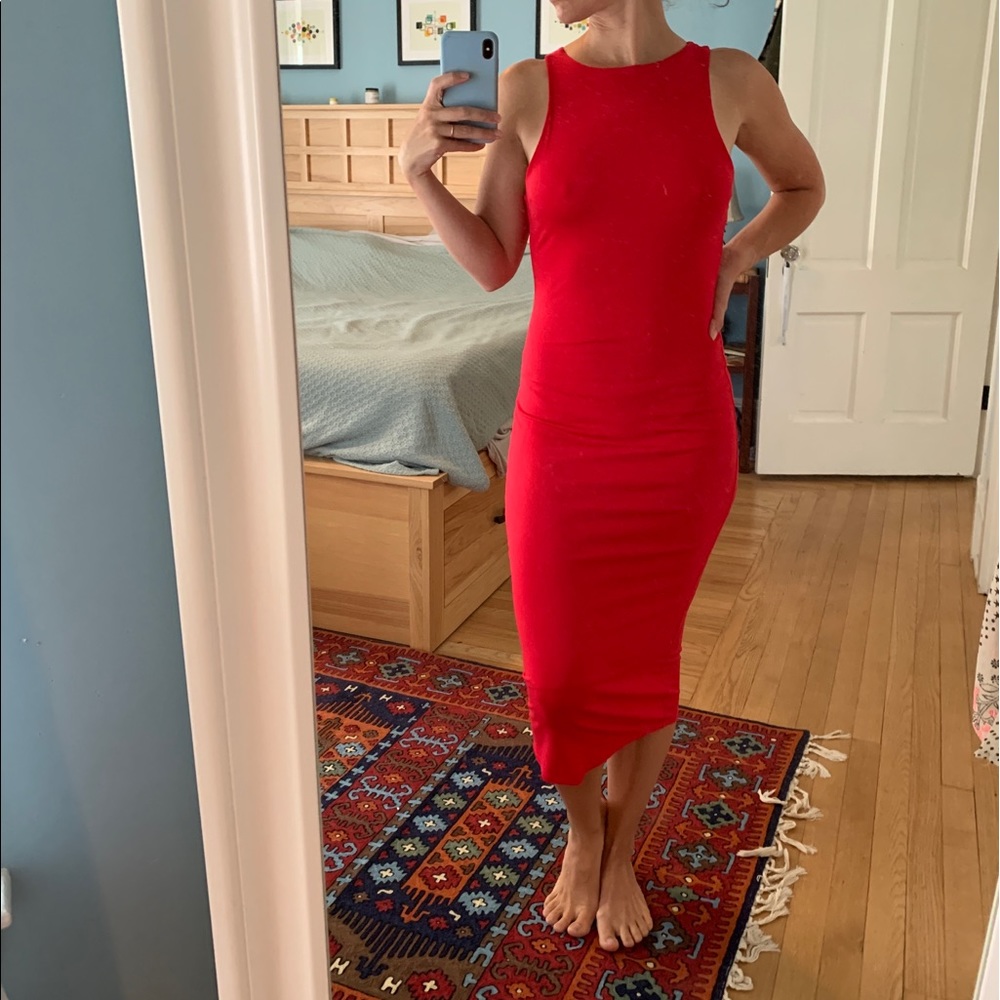 Red bodycon dress. Size small. Never worn.